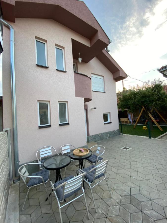 Apartmani Lazarevic Jagodina Exterior photo
